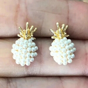 Cute Pearl Gold Tropical Fruit Pineapple Stud Earrings NWT